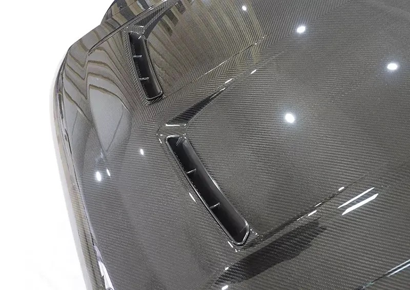 Land Rover Defender Carbon Fiber Bonnet for 2020+ Defender 90/110 - Image 2