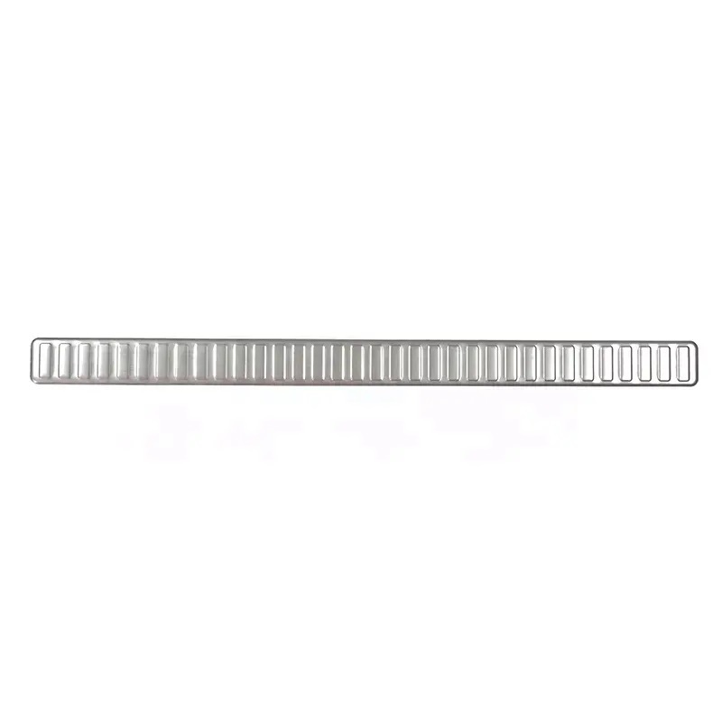 Land Rover Defender Tail Door Trim Panel (Silver) for 2020+ Defender 110/90 - Image 2