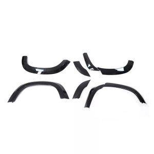 Land Rover Defender Wheel Arch Fender (Gloss black) for 2020+ Defender 110 - Image 3