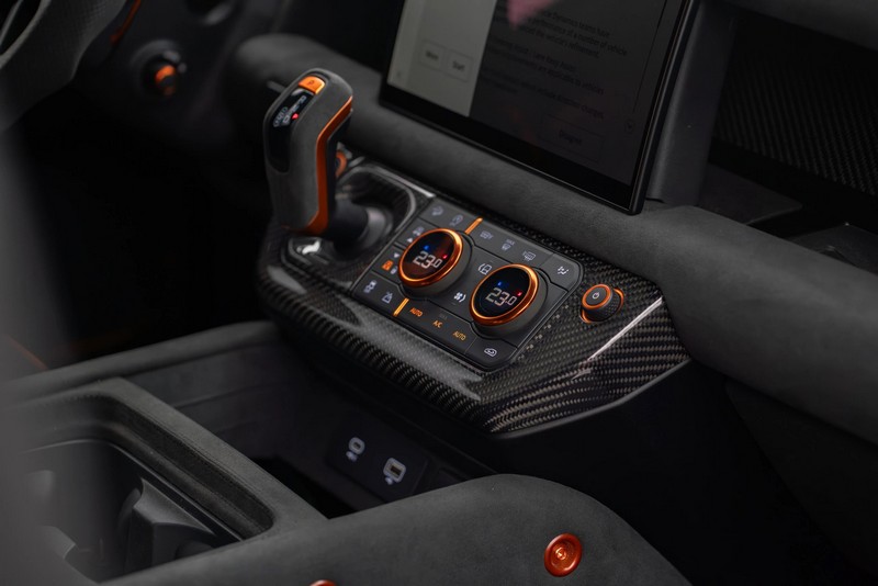 Mansory Individualized Interior Kit for 2020+ Defender 110 - Image 4