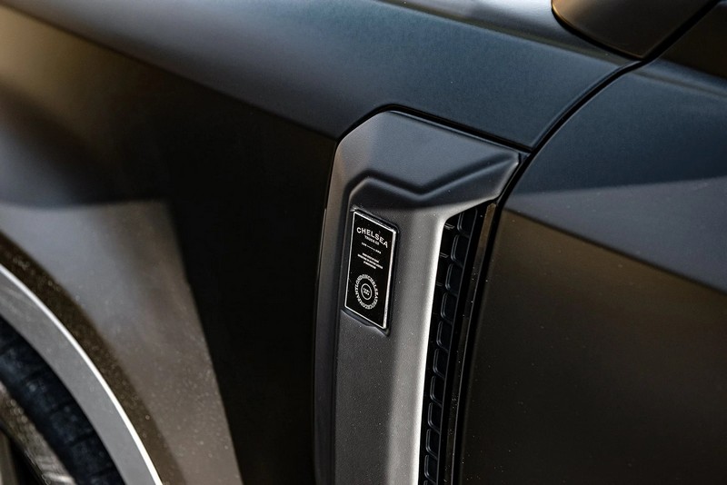Project Kahn CTC Side Vents with CTC Badges - Matte Black for 2020+ Defender 90/110/130 - Image 2