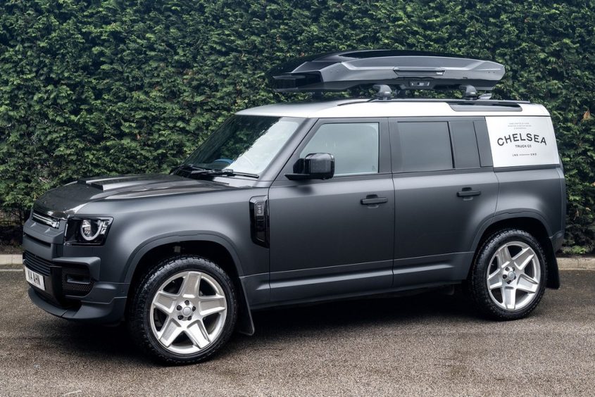 Project Kahn Thule Motion 3 XXL Low Roof Box for 2020+ Defender 90/110/130 - Image 9