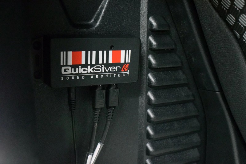 Quicksilver Sport System with Sound Architect™ for 2021+ Defender P400 90/110/130 - Image 6
