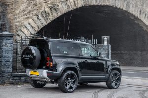 Project Kahn Mondial Retro RS-Forged Light Alloy Wheels - 9.5x22" Satin Black for 2020+ Defender 90/110/130 - Image 3