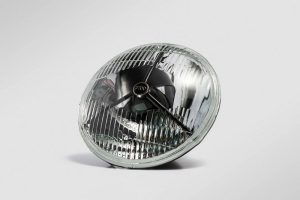 Project Kahn Retro Headlights (Black) for Defender 90/110 - Image 2