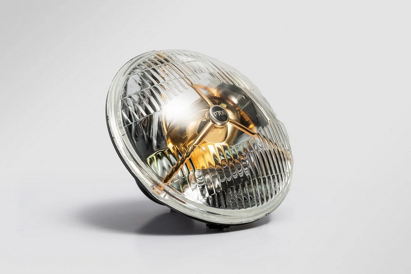 Project Kahn Retro Headlights (Gold) for Defender 90/110 - Image 2