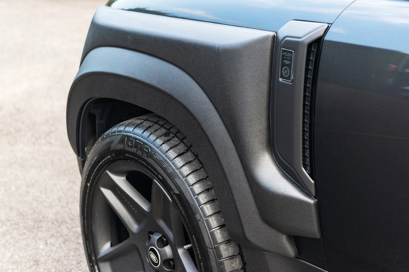 Project Kahn Wide Track Bodykit for 2020+ Defender 90 - Image 8