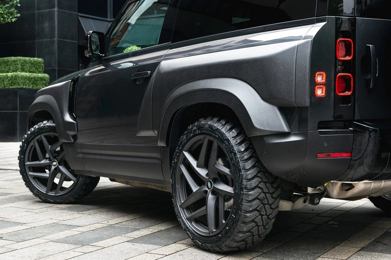 Project Kahn Wide Track Bodykit for 2020+ Defender 90 - Image 11