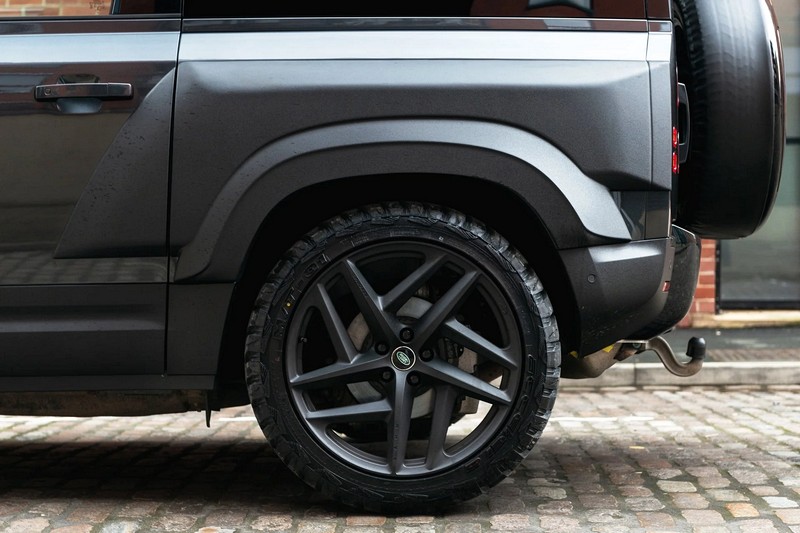Project Kahn Wide Track Bodykit for 2020+ Defender 90 - Image 14